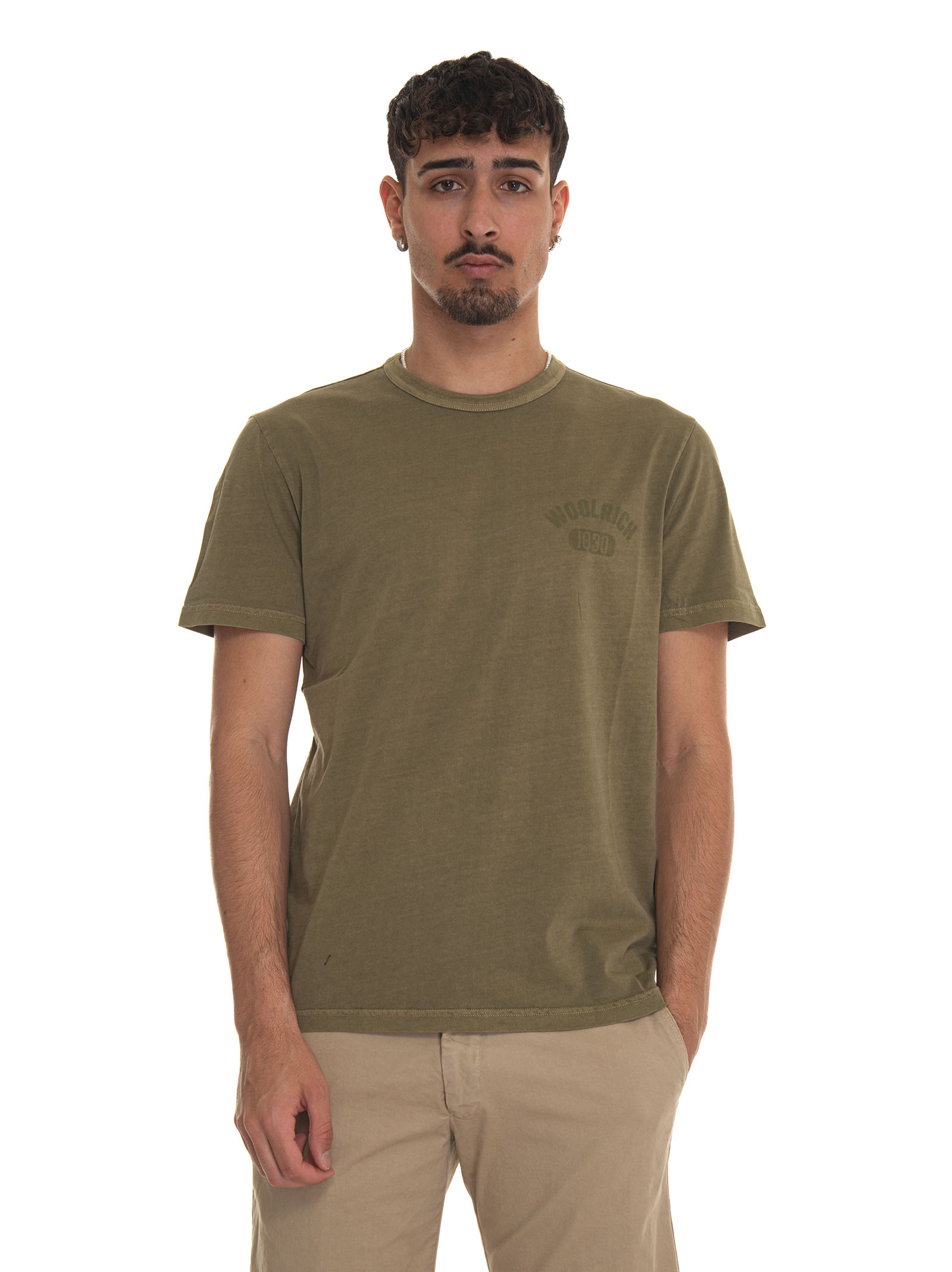 Shop Woolrich Garment Dyed Logo T-shirt Short-sleeved Round-necked T-shirt In Green